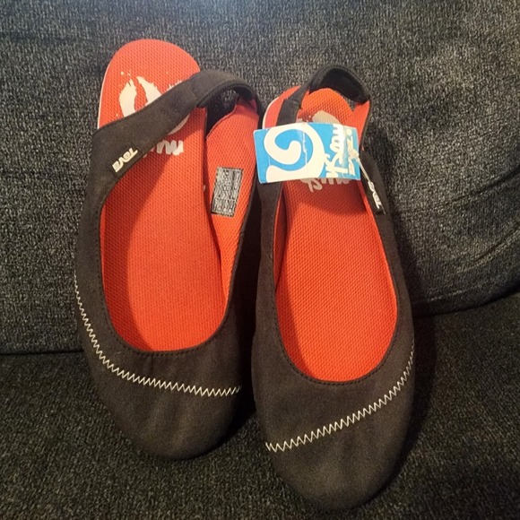 Teva Shoes - Teva Mush Trio Slingback